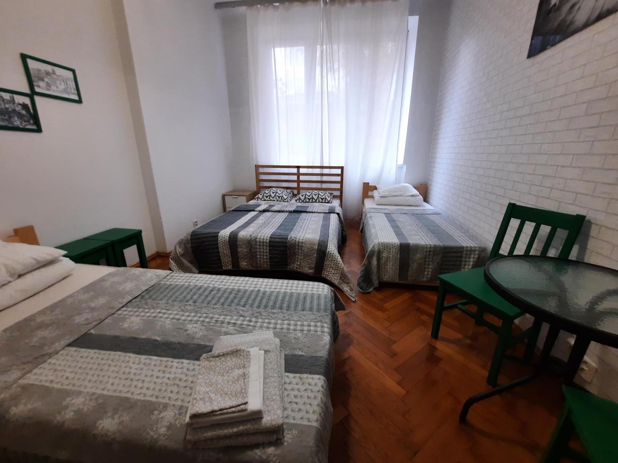 Lorf Hostel&Apartments Krakow Exterior photo