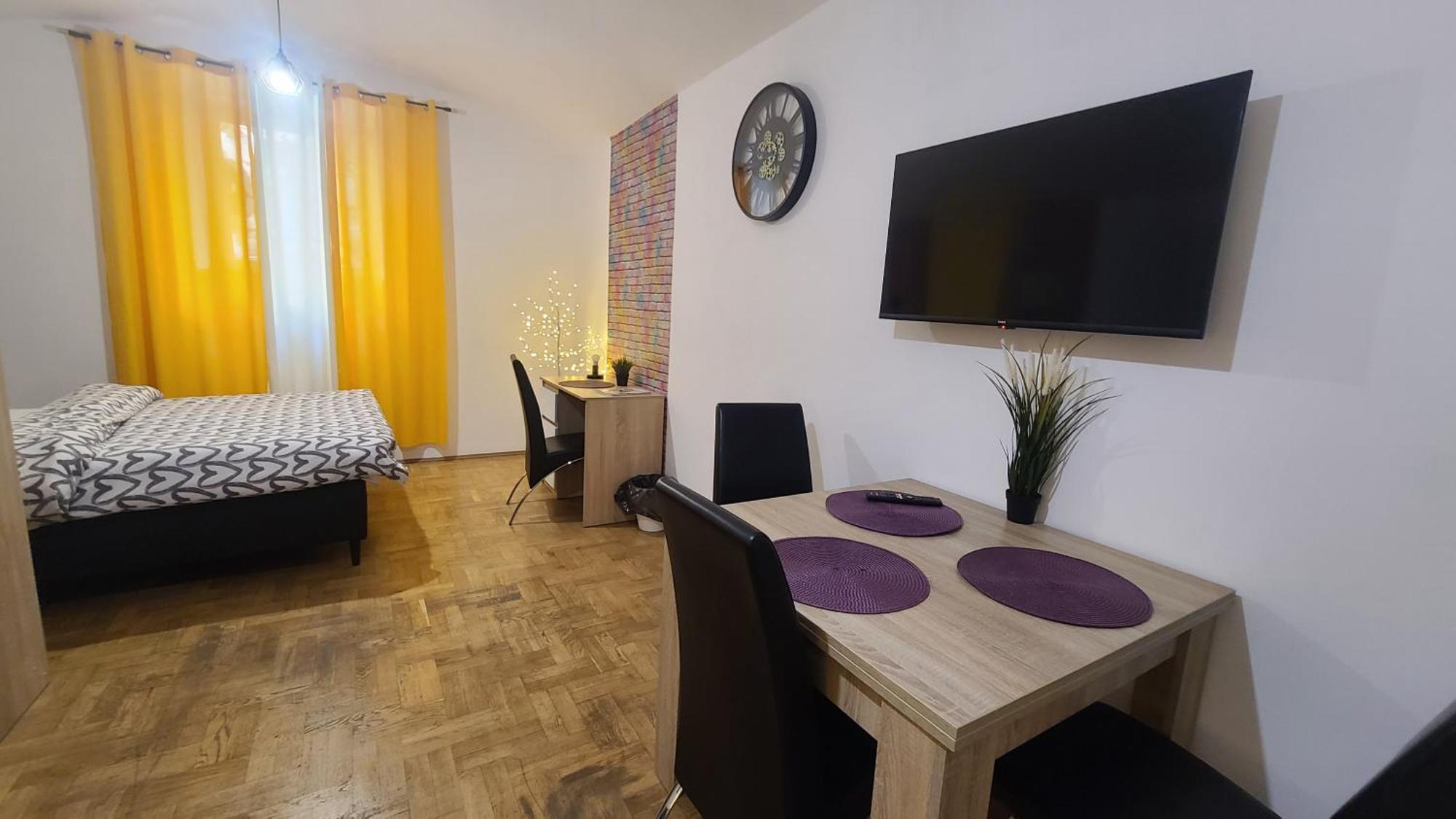 Lorf Hostel&Apartments Krakow Exterior photo