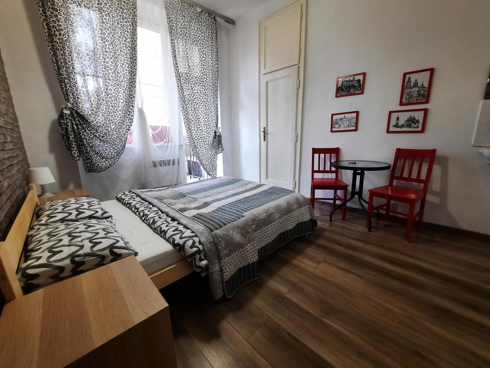 Lorf Hostel&Apartments Krakow Exterior photo